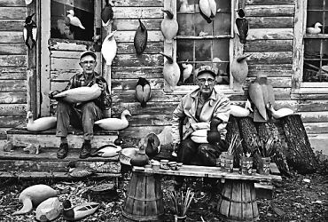 CBMM Apr13 CrisfieldCarvings PHOTOCRED BODINE 1