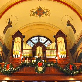 Church  St Leo Organ