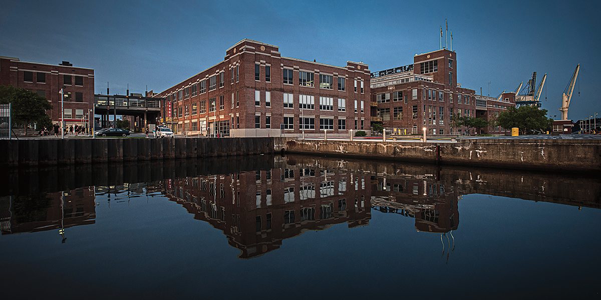 Meting Vernederen verontschuldiging A look inside Under Armour - Baltimore Magazine