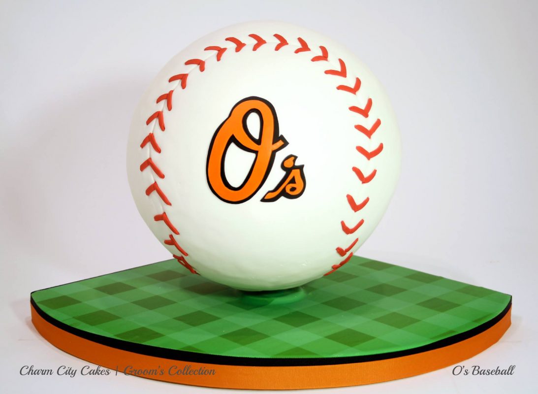 Baseball-Themed Groom's Cake with Yankees Logo