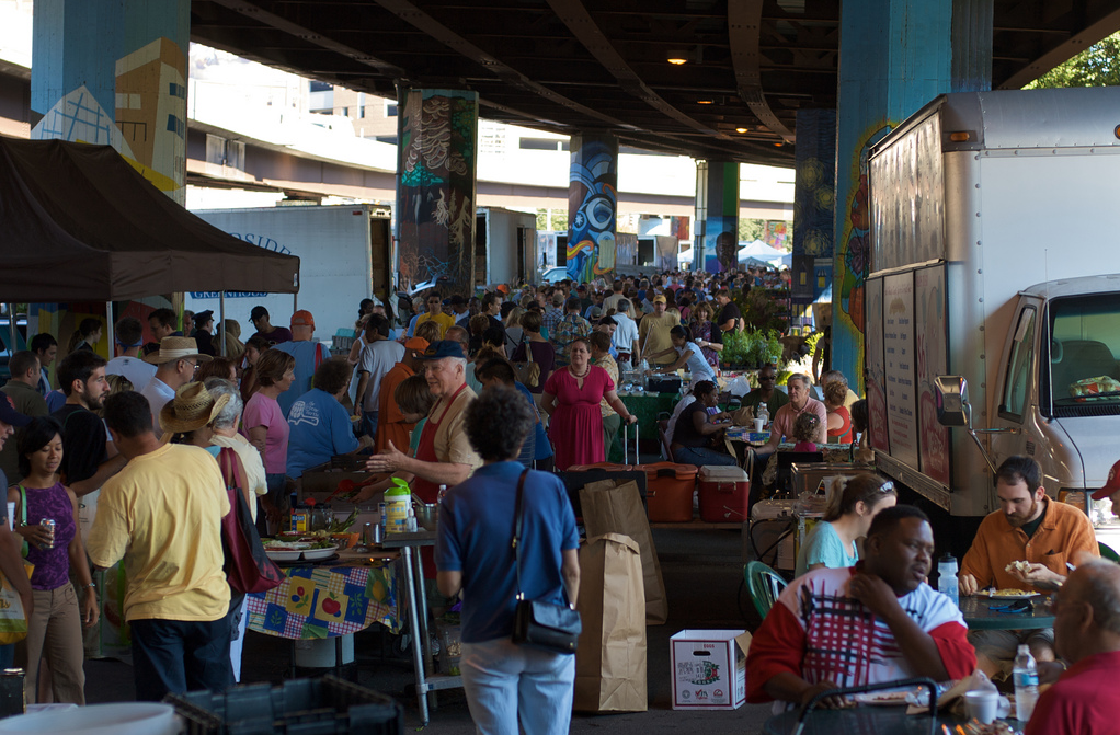 Balt Farmers Market Bazaar