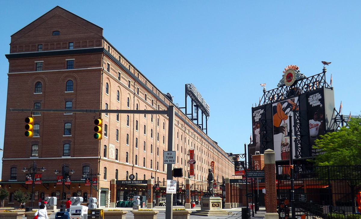 Camden Yards Train Station