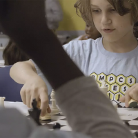 chess video hero