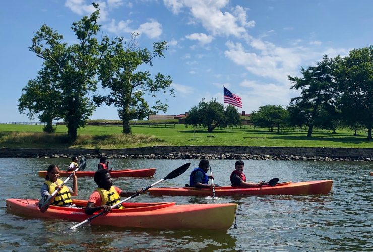 Good Kids Kayak Flag Fort