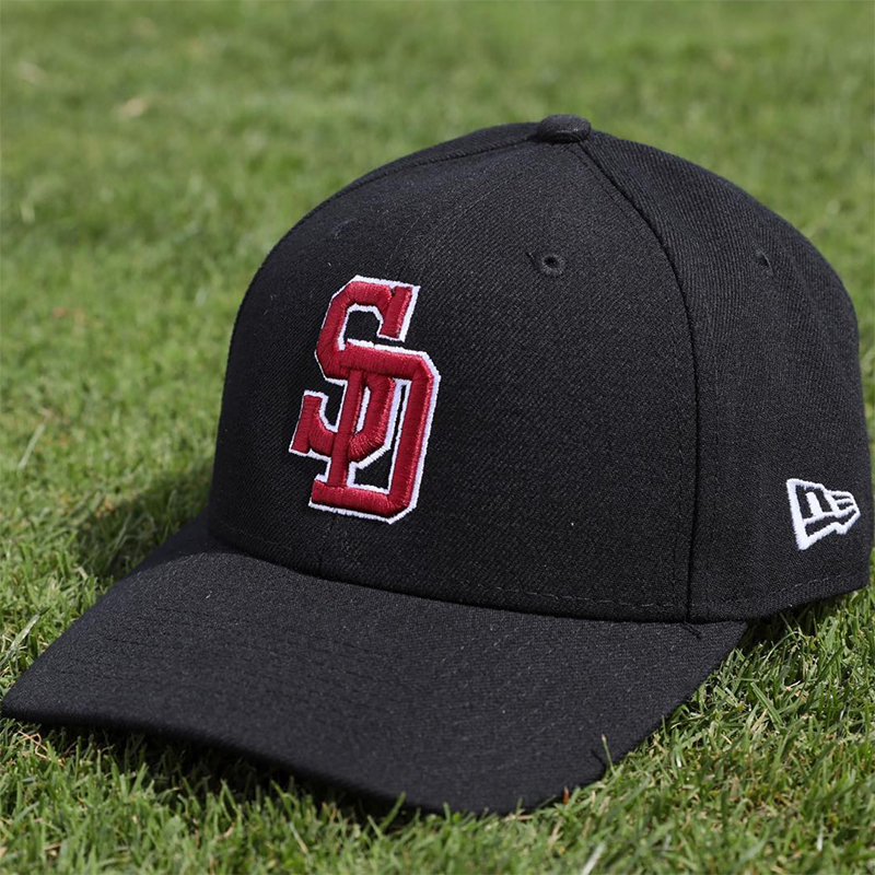MLB teams wearing Marjory Stoneman Douglas High School caps at