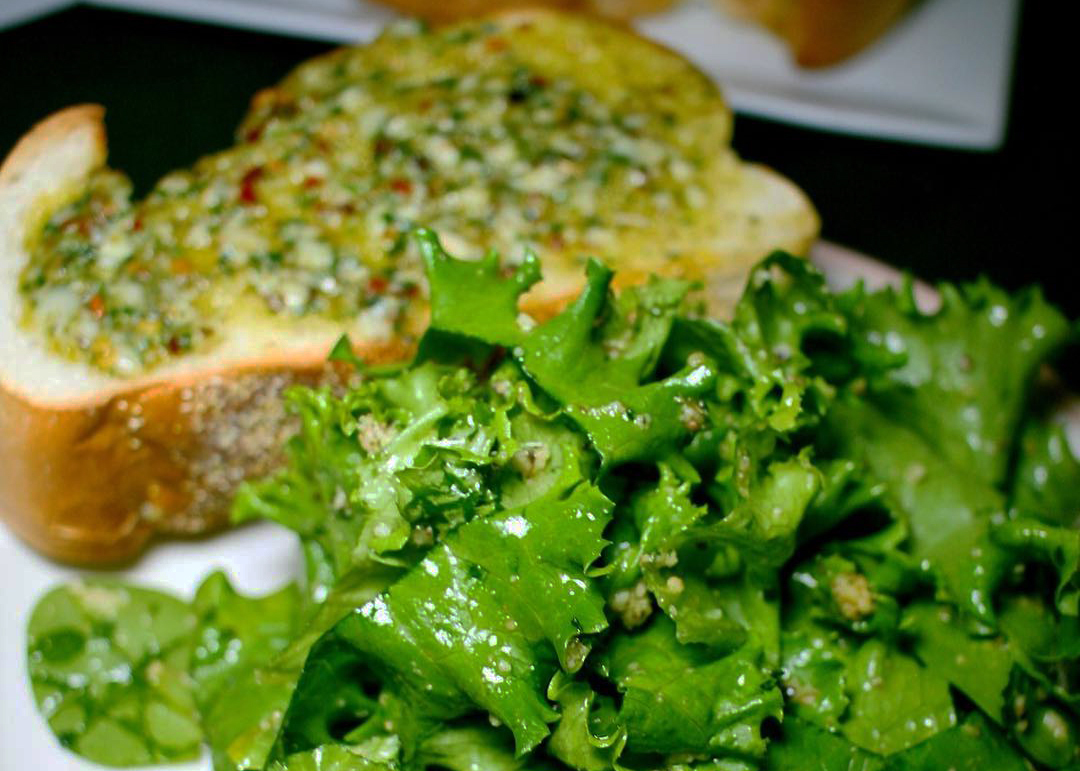 Peters Inn Garlic Salad