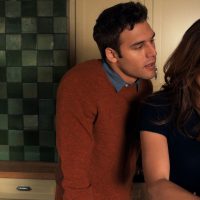 REVIEW-THE-BOY-NEXT-DOOR