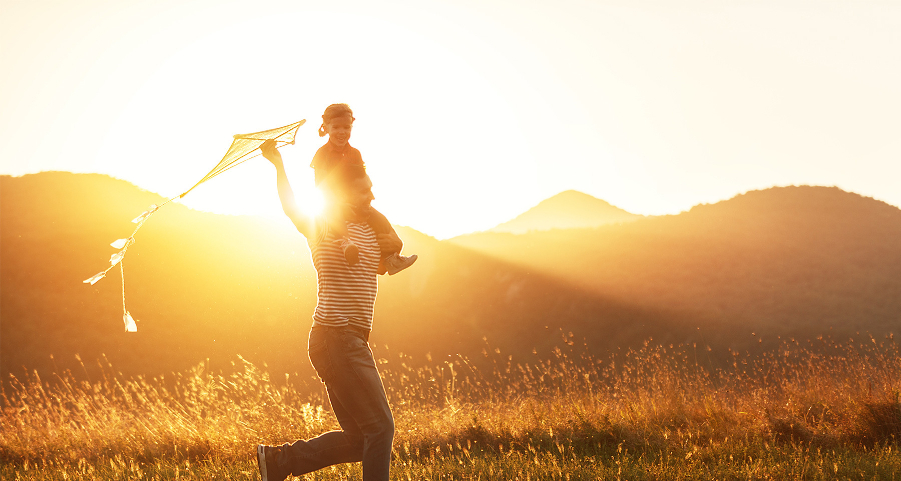 Катерный вейкбординг. Maroon 5 wake makes me wonder karaoke. Wake your walk кроссовки. Лесли сансон сейчас фото. Упражнение прогулка монстра.