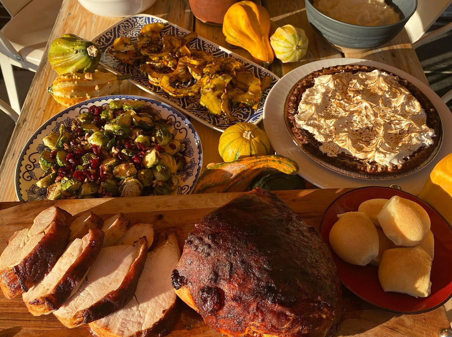 Thanksgiving Takeout Options To Enhance Your Holiday Feast