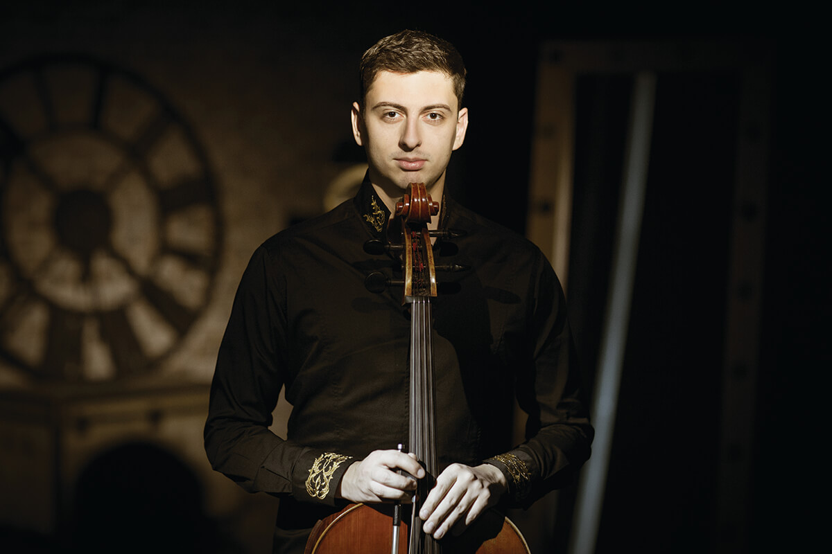 Narek Hakhnazaryan 3 (credit Evgeny Evtyukhov)