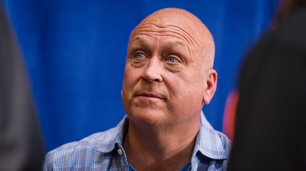 Catching Up with Cal Ripken Jr. as Foundation Honoring His Father