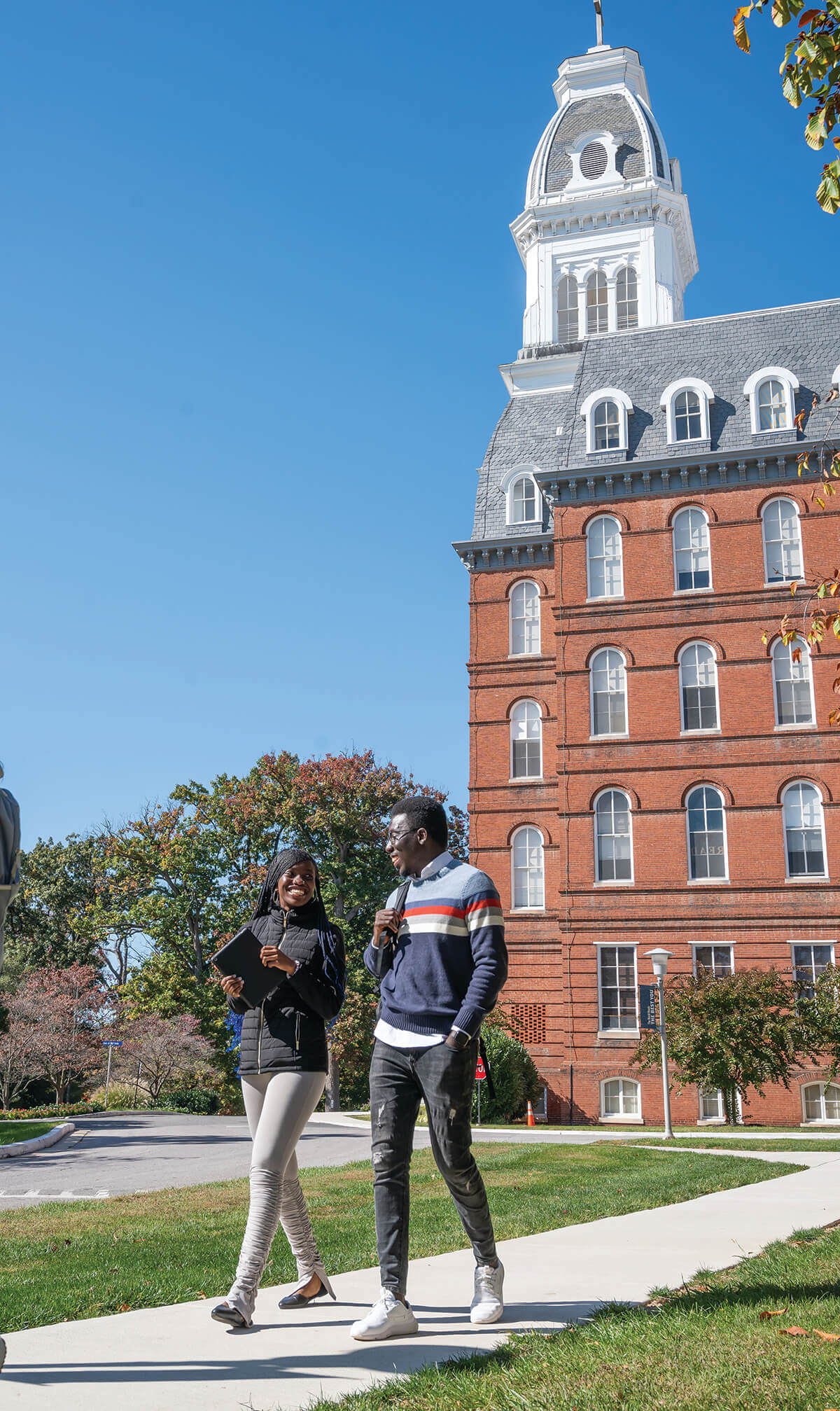 NotreDame-Fall-1576_CMYK