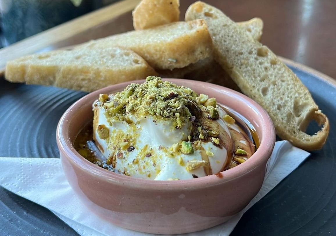 Open & Shut Costiera; Prim & Proper; Nana