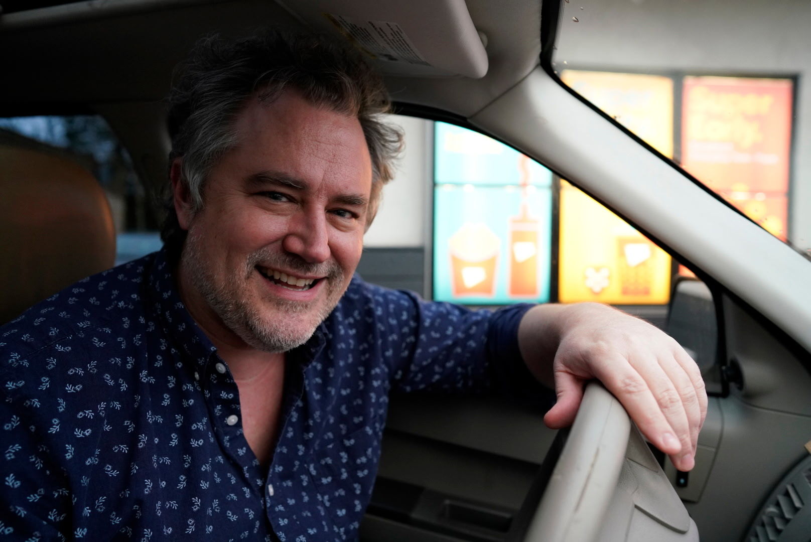 Maryland Native ‘Simpsons’ Writer Bill Oakley Brings Regional Foods Dinner to Mobtown Ballroom