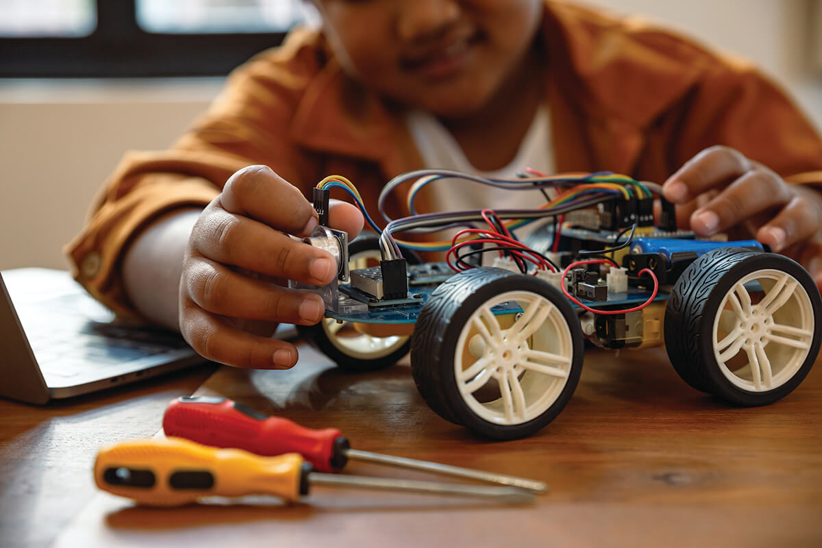 shutterstock_2416221329_CMYK