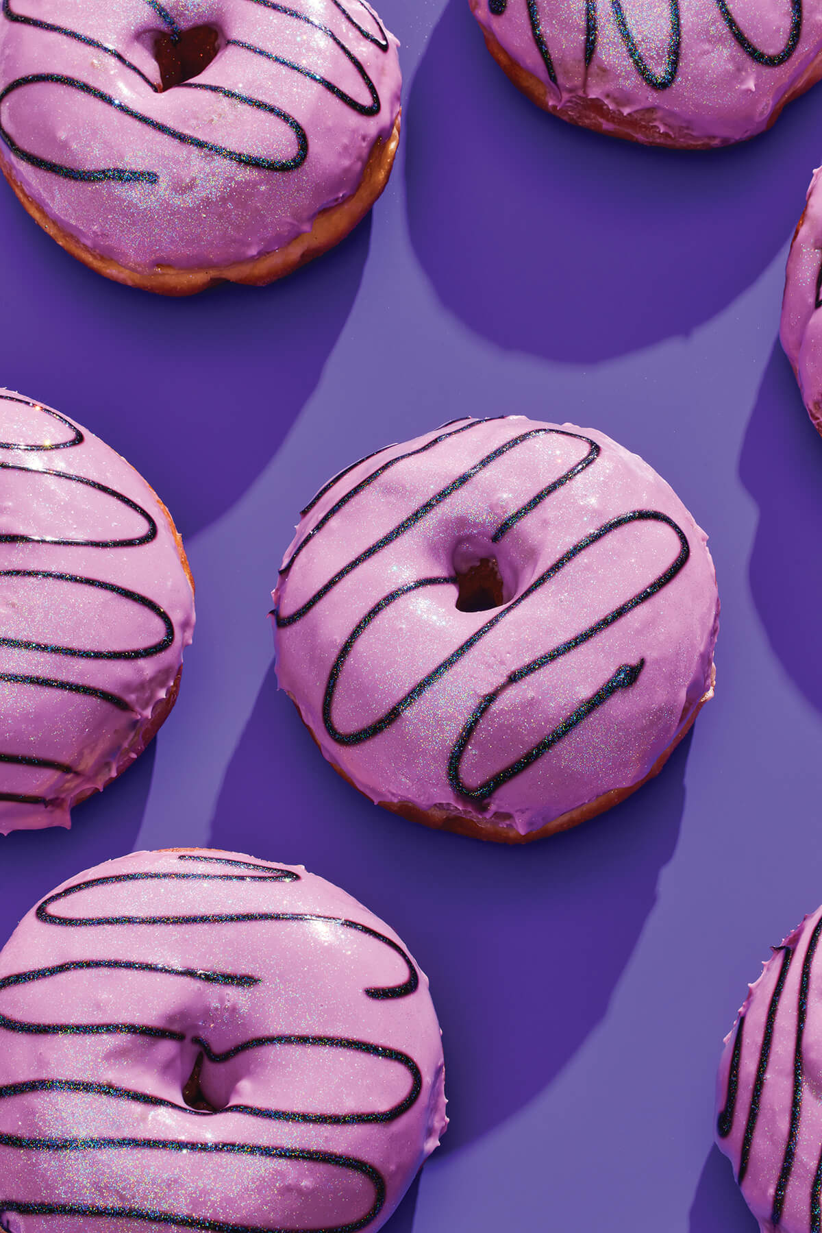 X LARGE_2026-09-02 Ube Donuts9323_CMYK_V2